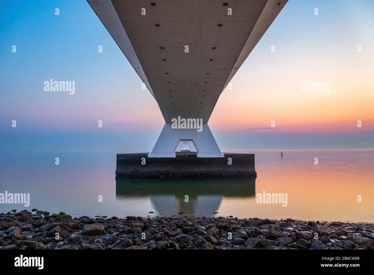 The Zeeland Bridge, lokally known as Zeelandbrug is with 5022 metres the longest bridge in the Netherlands, It was built between 1963 and 1965. Stock Photo