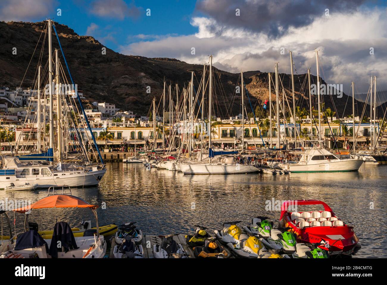 Puerto mogan harbor sunset hi-res stock photography and images - Alamy