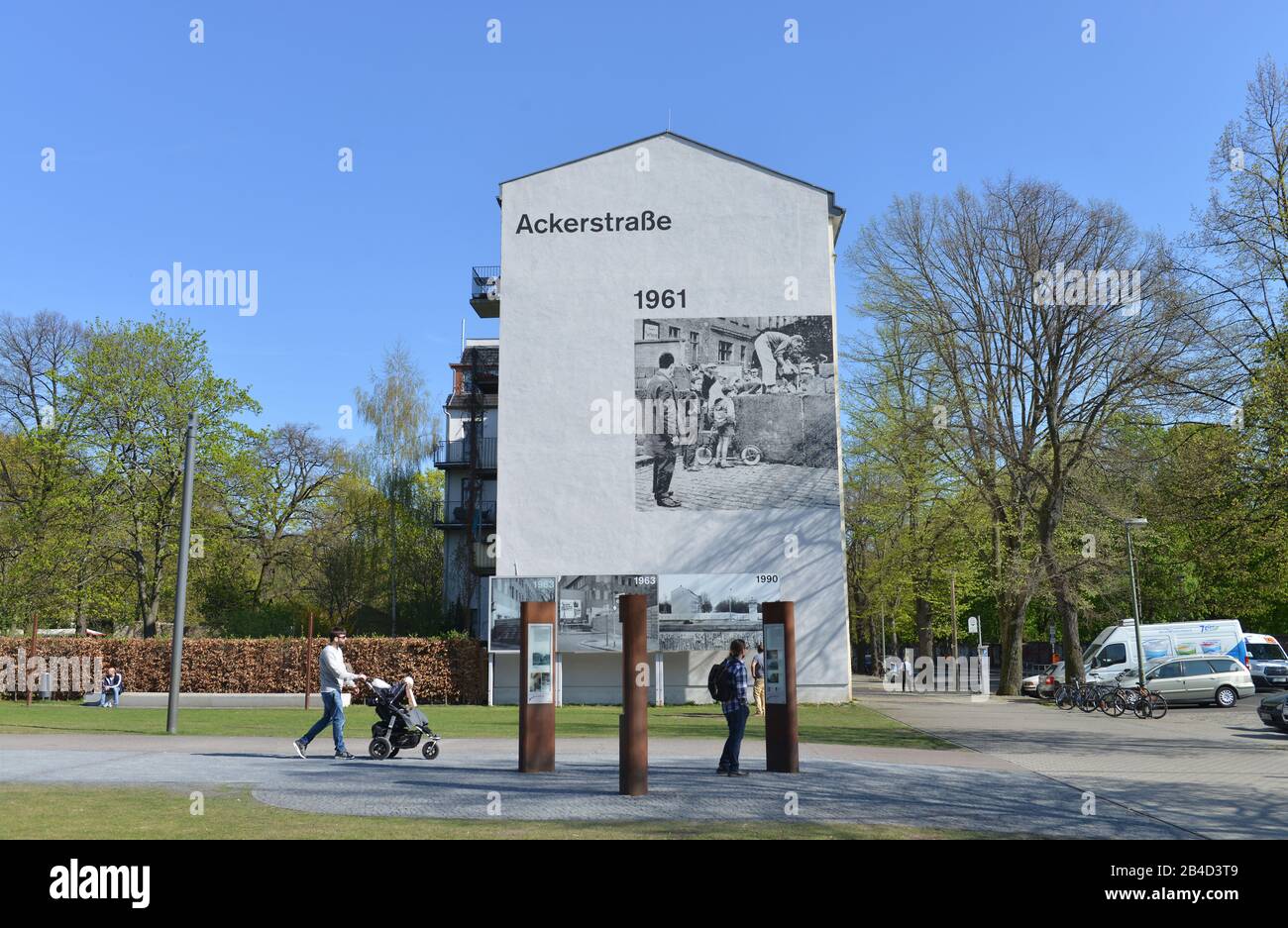 Wandbild, Ackerstrasse, Gedenkstaette Berliner Mauer, Bernauer Strasse, Mitte, Berlin, Deutschland / Gedenkstätte Stock Photo