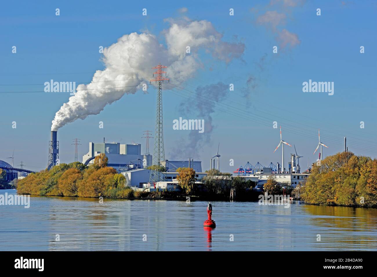 Europe, Germany, Hamburg, Moorburg, coal-fired power plant Moorburg, operator Vattenfall, on the southern Elbe, modern wind turbines on the right, Stock Photo