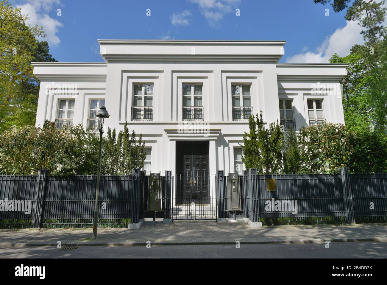 Botschaftsresidenz der Republik Irak, Fohlenweg, Dahlem, Berlin, Deutschland Stock Photo