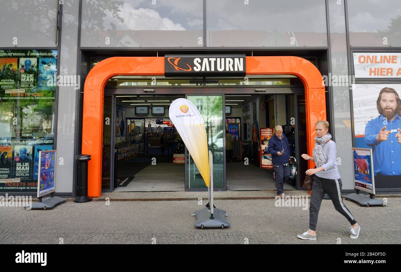 Saturn, Clayallee, Zehlendorf, Berlin, Deutschland Stock Photo