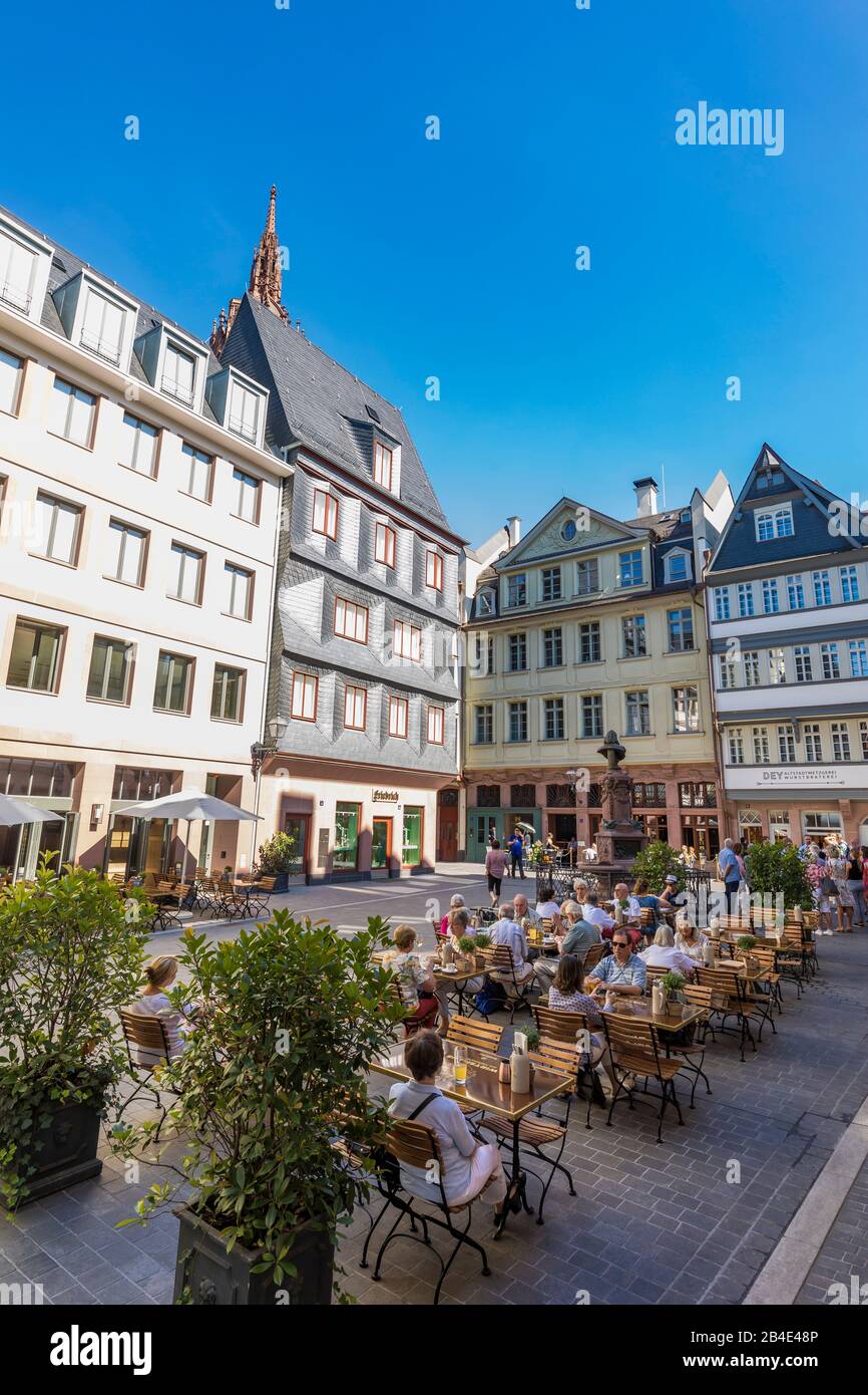 Germany, Hesse, Frankfurt, Dom-Römer-Areal, New Frankfurt Old Town, Old Town, chicken market, inn at the chicken market, restaurant, beer garden Stock Photo