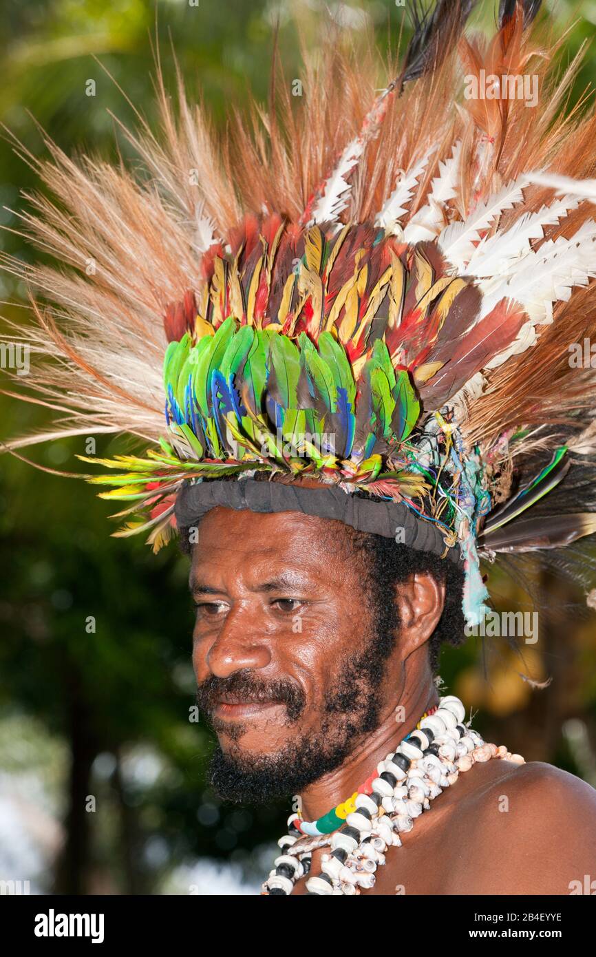 Traditional Sing Sing of Kofure, Tufi, Oro Province, Papua New Guinea Stock Photo