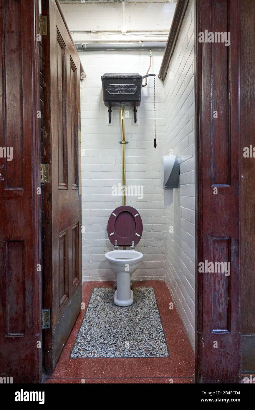 Victorian toilets hires stock photography and images Alamy