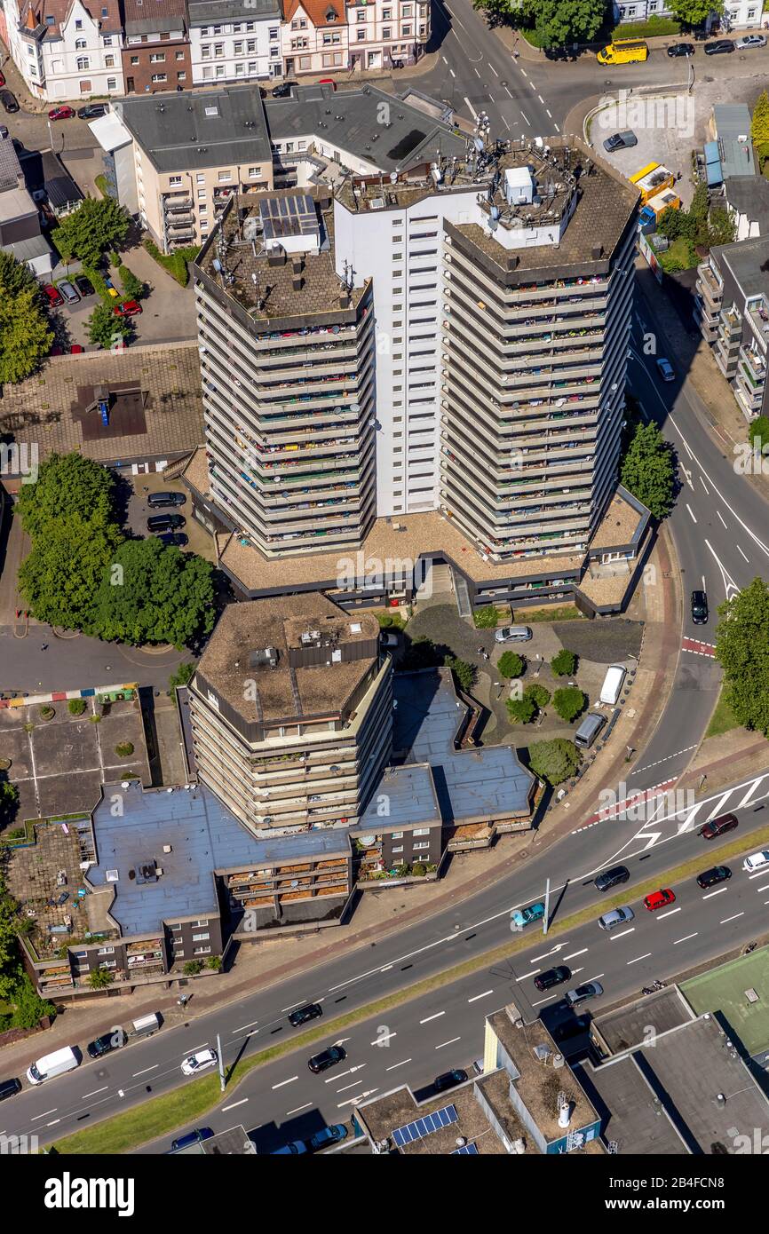 Aerial view of residential high-rise buildings on the street at the Kreuzkirche, Hermann-Lons-Strasse in Herne, Herne, Ruhrgebiet, North Rhine-Westphalia, Germany Stock Photo