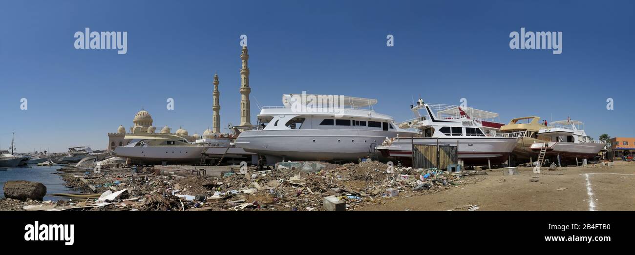 Schiffbau, Hafen, Aldahaar Moschee, Hurghada, Aegypten Stock Photo