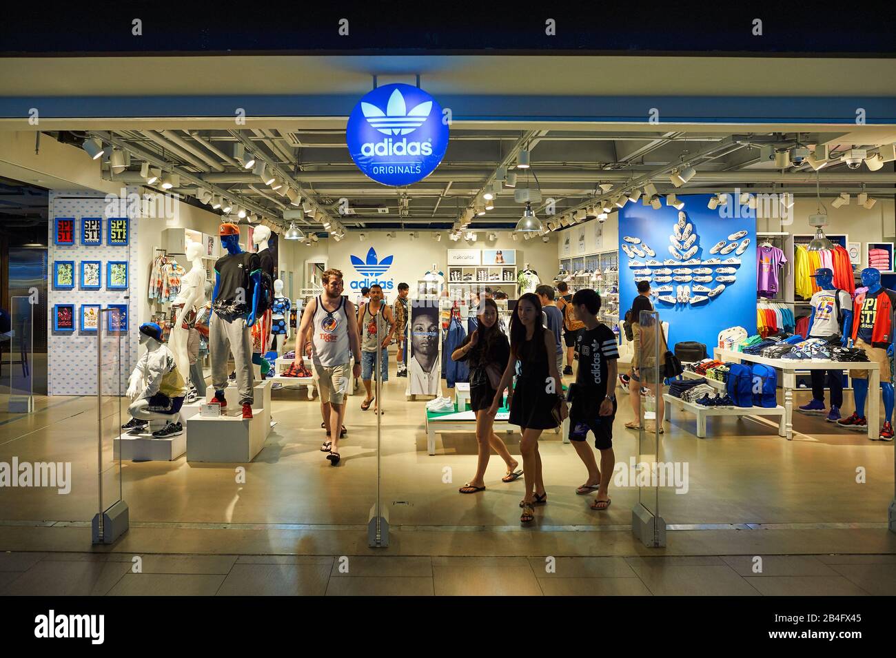 BANGKOK, THAILAND - JUNE 21, 2015: Adidas Originals sign over store  entryace at Siam Center. Siam Center was built in 1973 as one of Bangkok's  first s Stock Photo - Alamy