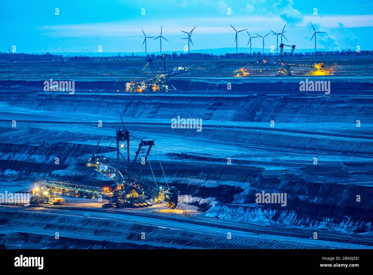 Lignite opencast mine Garzweiler II, bucket wheel excavator excavating lignite, front, Germany, Stock Photo