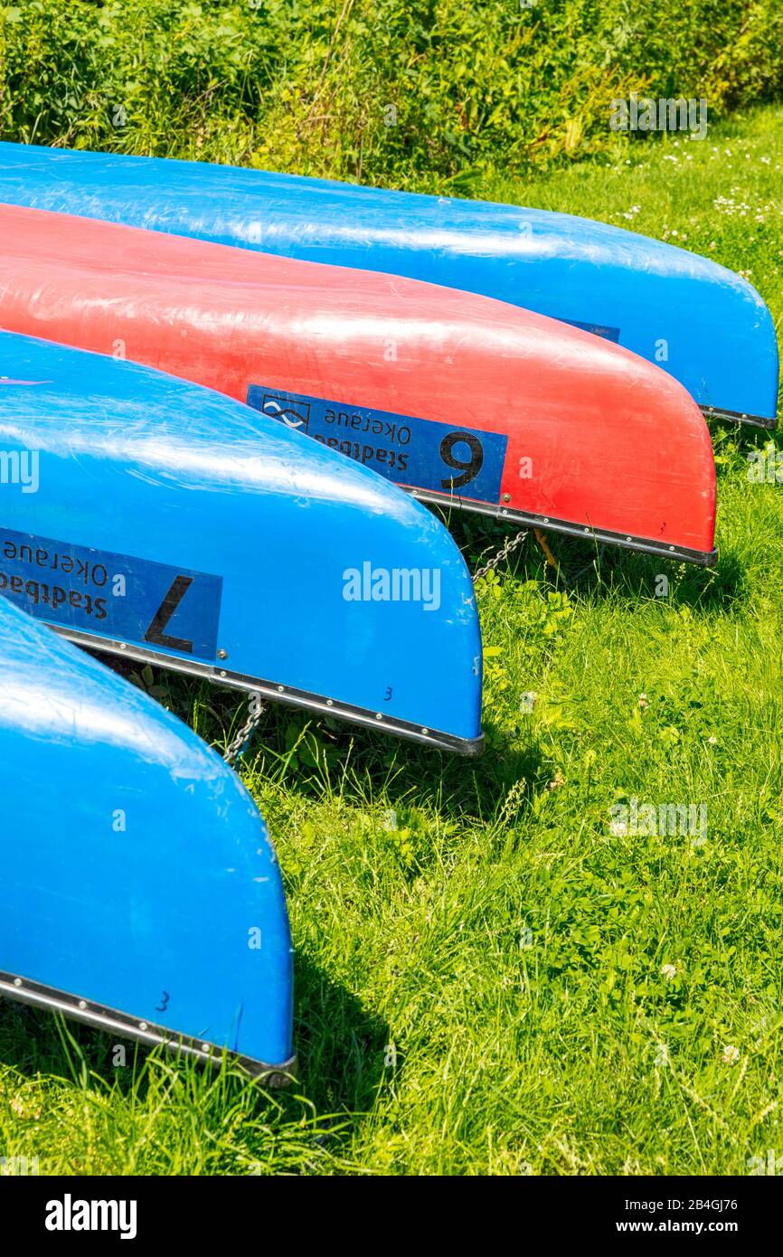 Upside down canoe hires stock photography and images Alamy