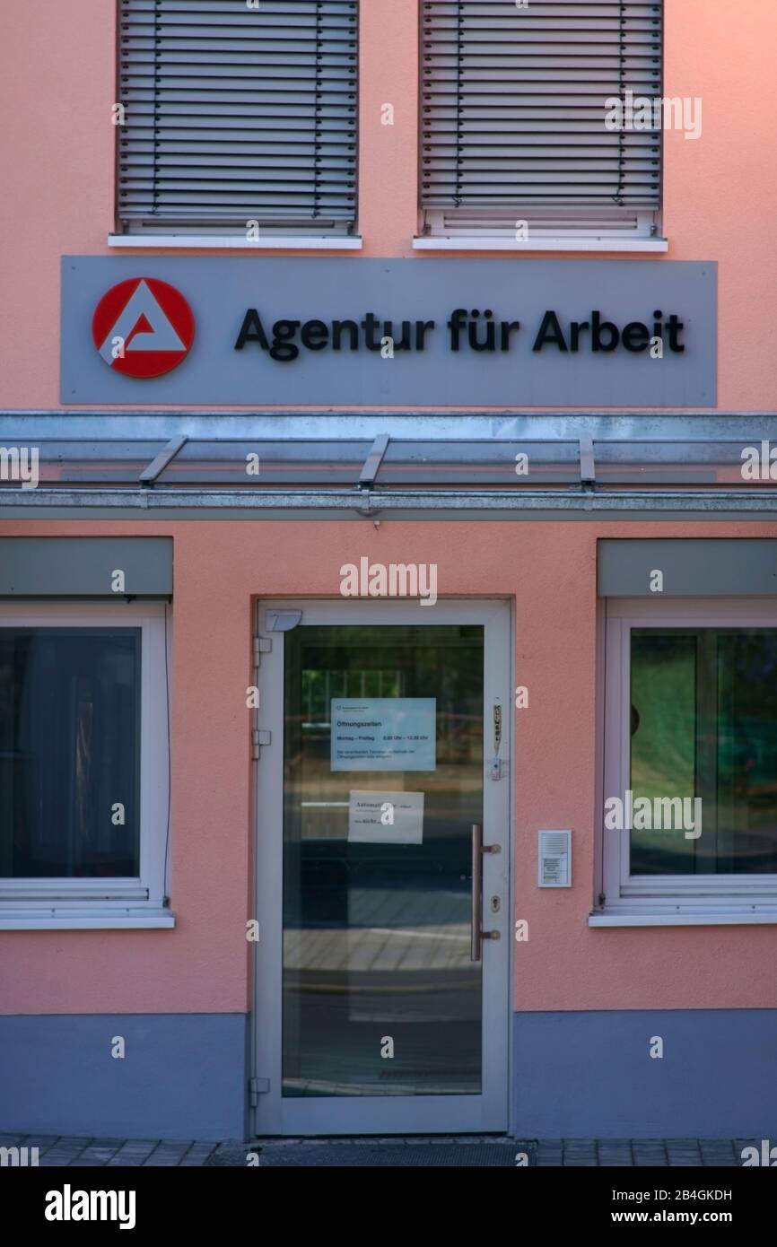 agentur für arbeit stuttgart recenzije