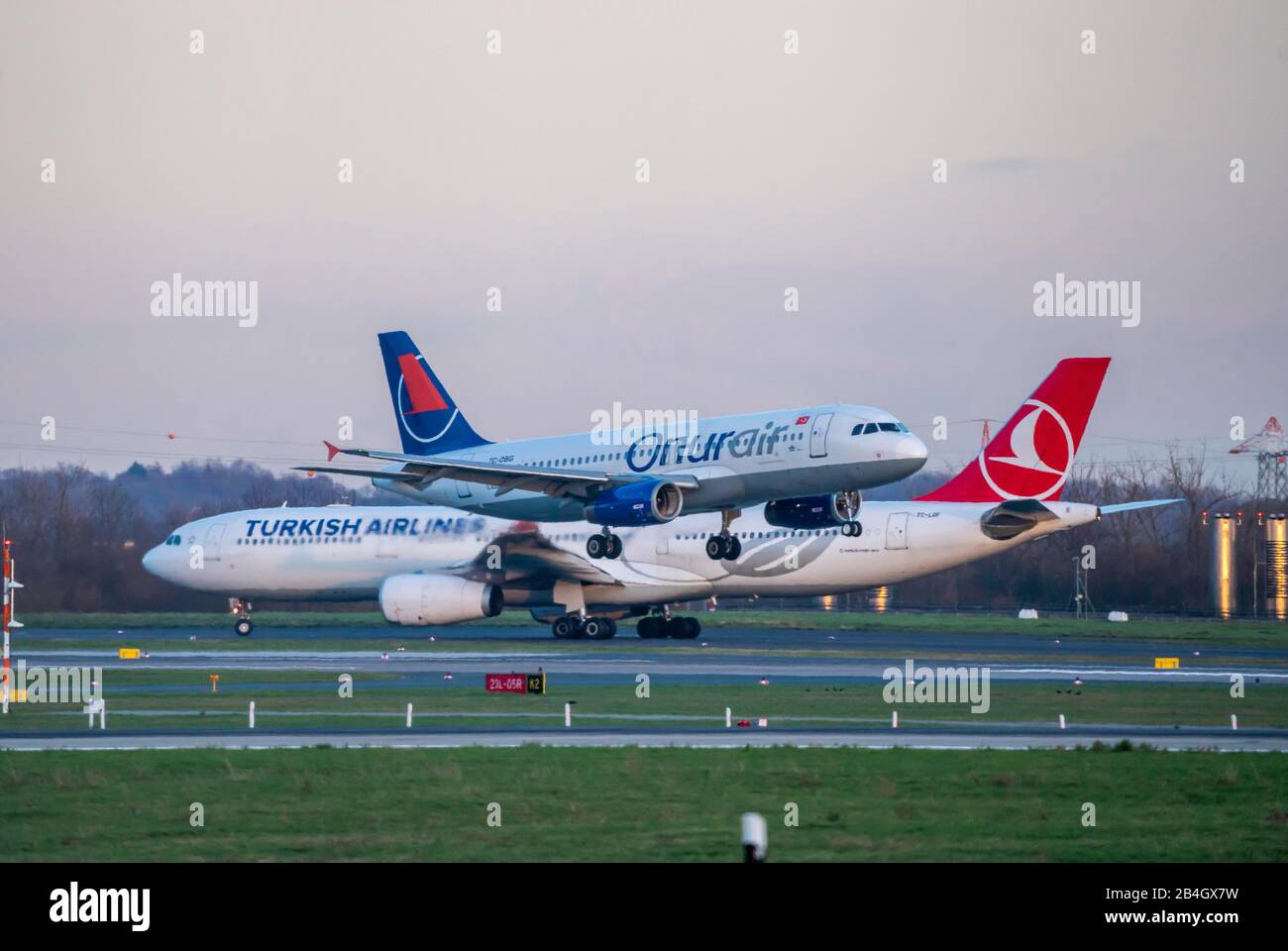 DŸsseldorf International Airport, DUS, aircraft on landing, Onur Air, Airbus A320-233, Turkish Airlines, Airbus A330-300, Stock Photo