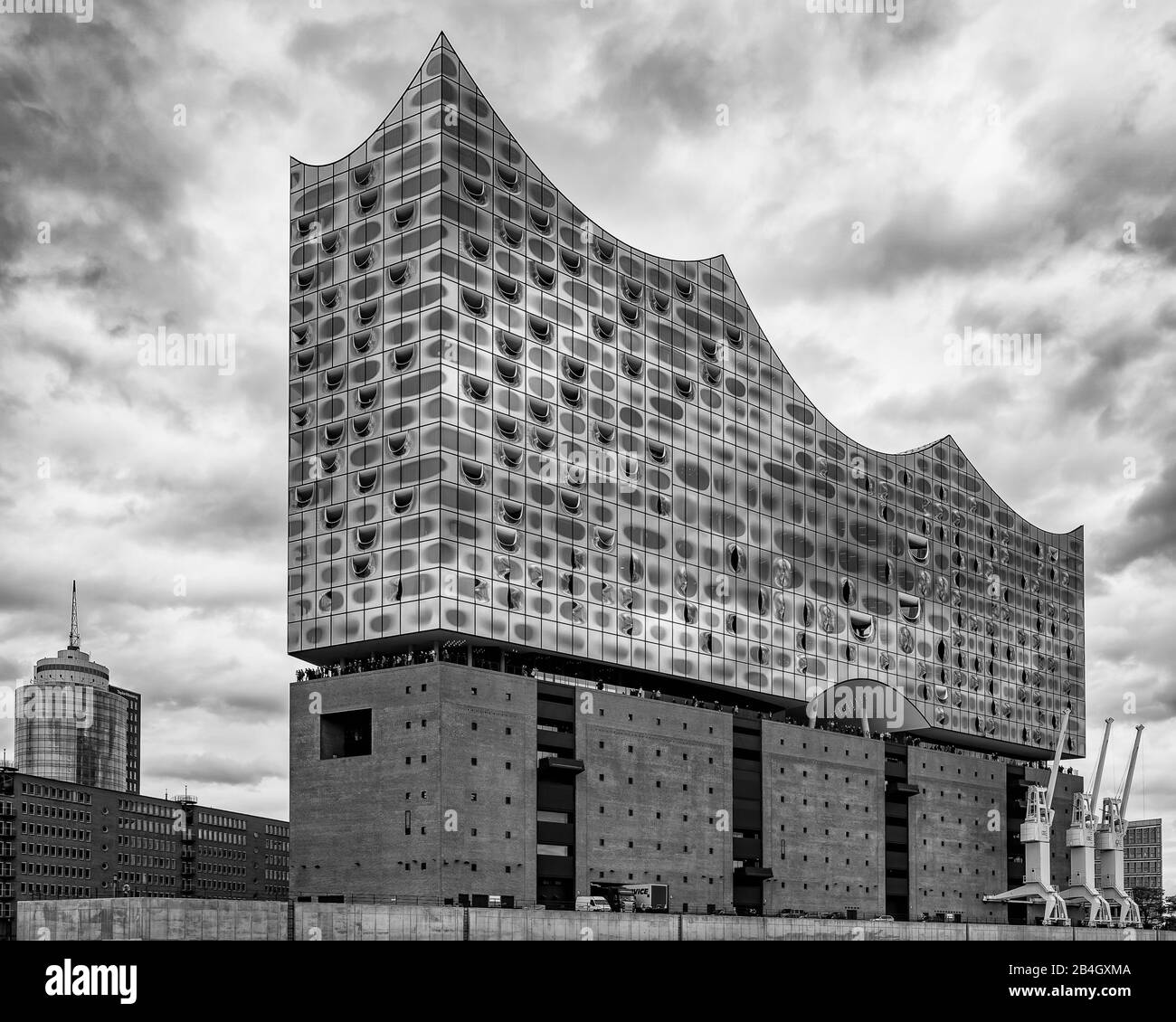 Elbphilharmonie hamburg dusk Black and White Stock Photos & Images Alamy