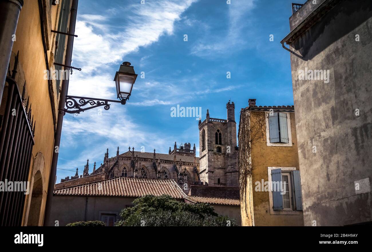 Kathedrale Saint Just und Saint Pasteur in Narbonne. Baubegin 1272. Monument historique. Gotischer Baustil. Stock Photo