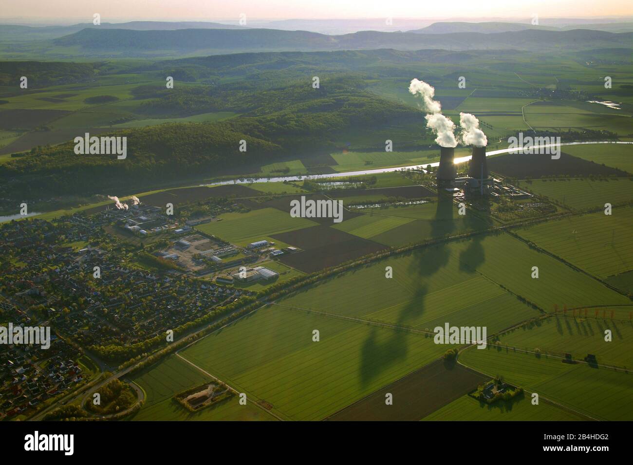, Nuclear Power Plant in Grohnde at river Weser, 11.05.2006, aerial view, Germany, Lower Saxony, Grohnde Stock Photo