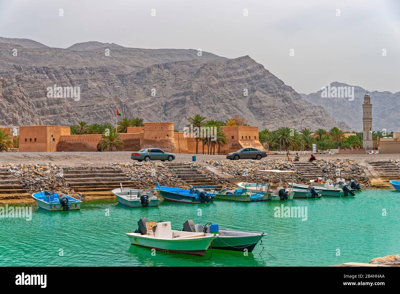 Sultanate of oman local people hi-res stock photography and images - Alamy