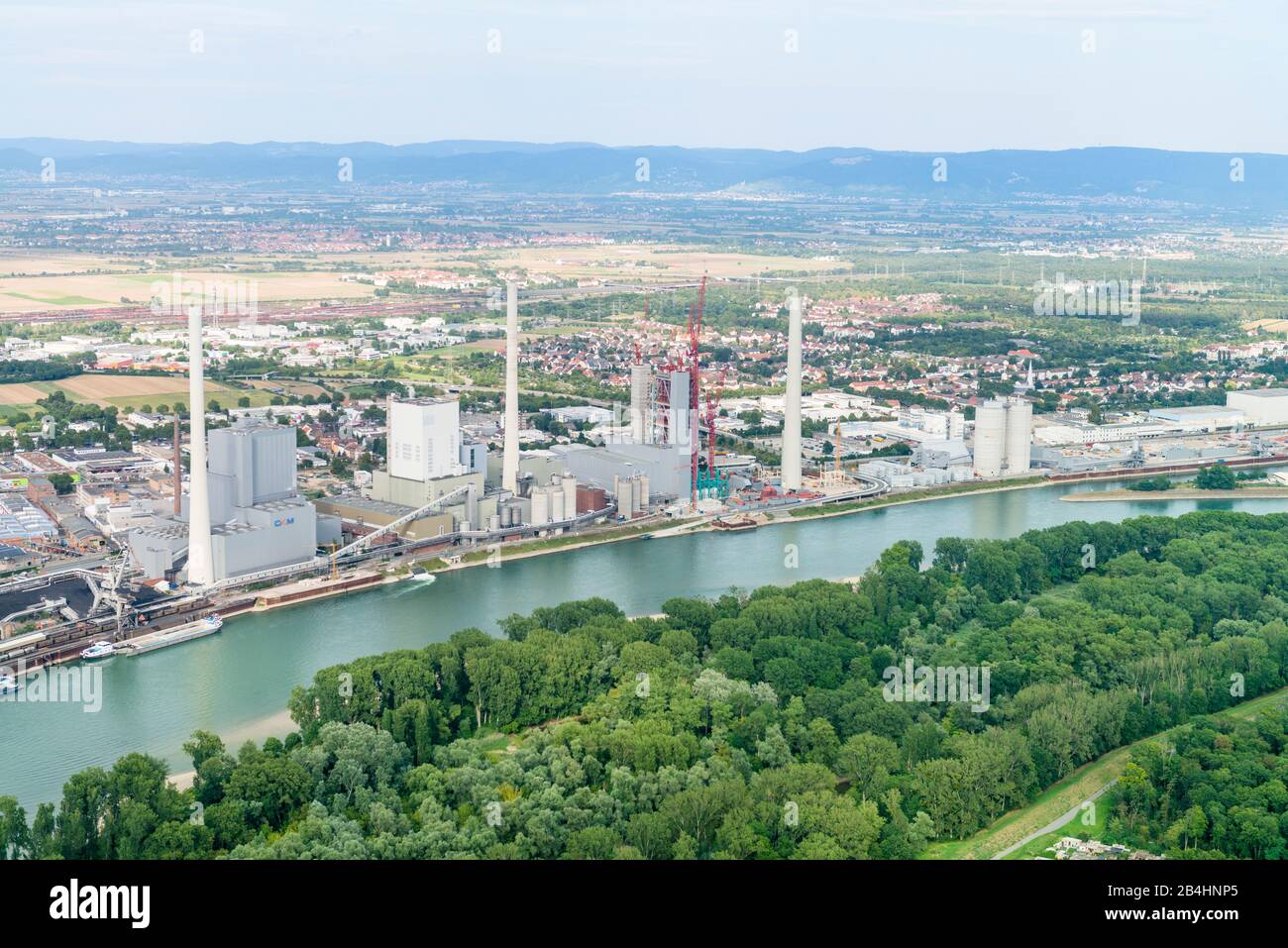 Luftaufnahme eines Stromkraftwerkes in Mannheim am Rhein, Industriegebiet Stock Photo