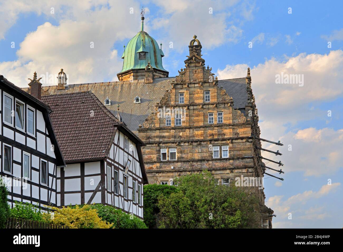 South gable from Wasserschloss Hämelschenburg at evening sun, Hämelschenburg, Emmertal, Weserbergland, Lower Saxony, Germany Stock Photo