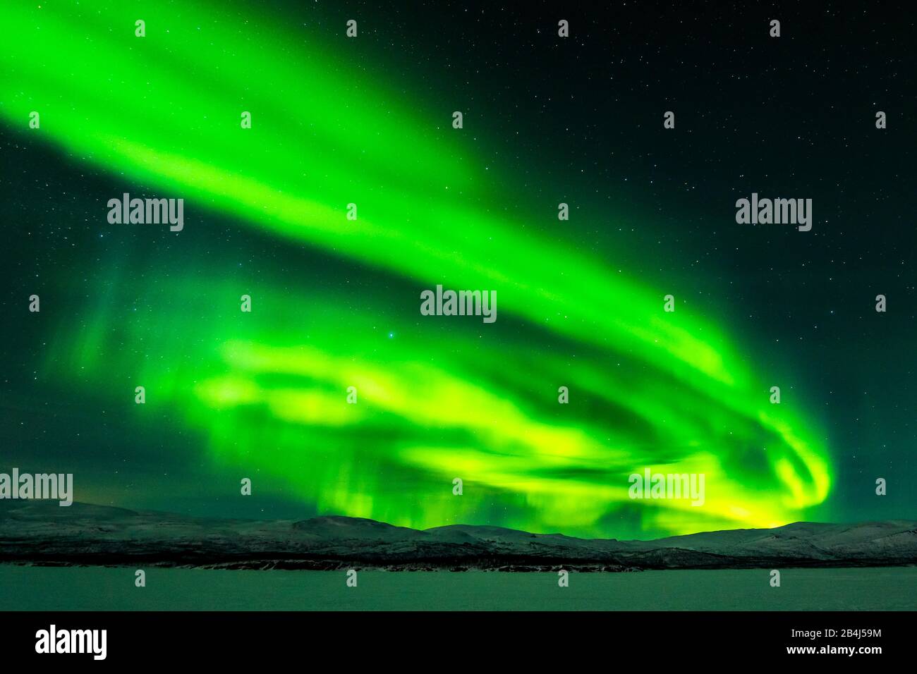 Kräftiges Polarlicht (Sonnensturm Kappa 5) über Lappland Stock Photo