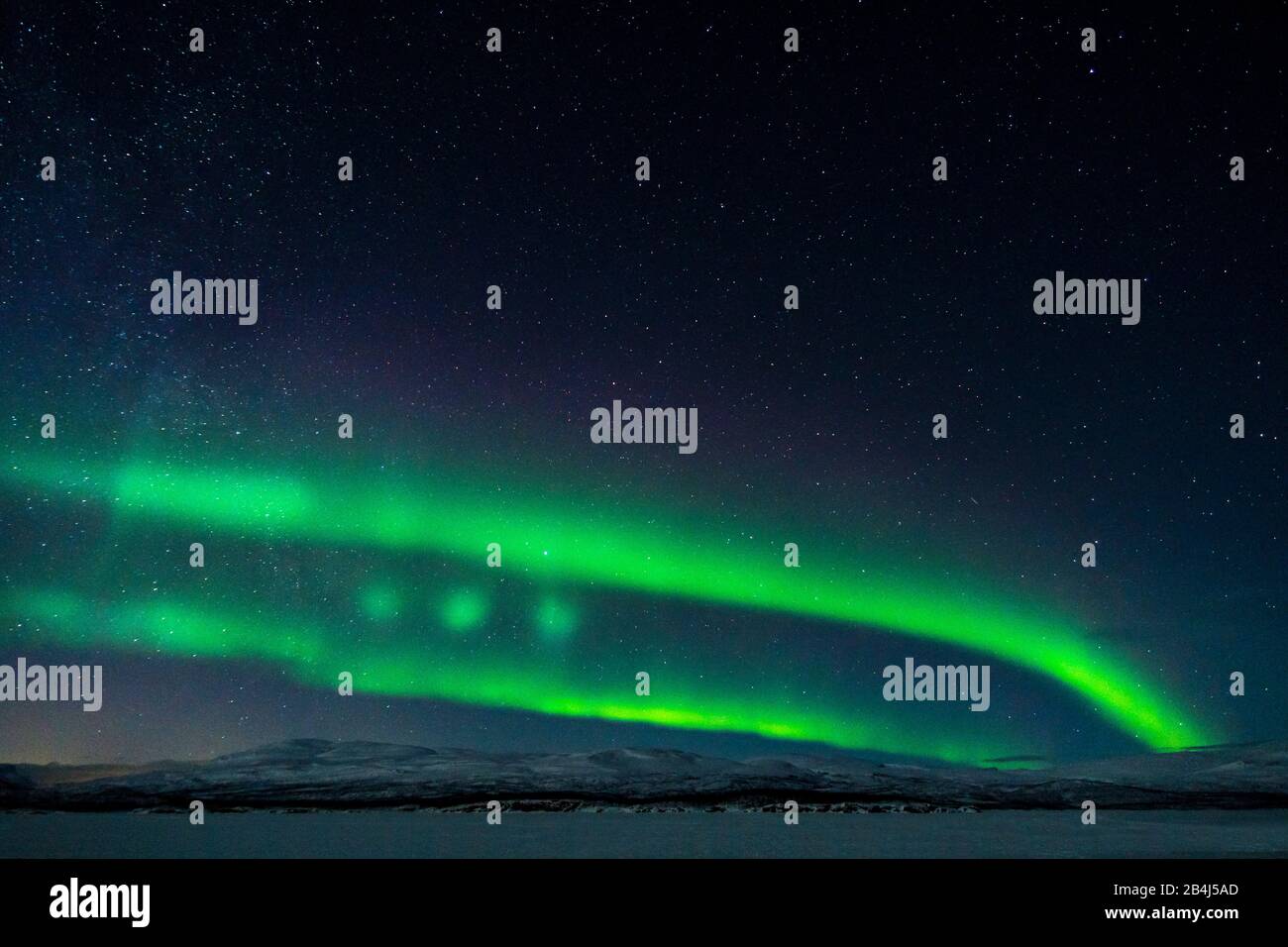 Aurora Borealis über Lappland, doppelter Bogen Stock Photo