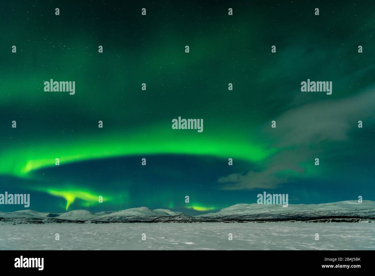 Aurora Borealis über Lappland (Abisko), Bogenform Stock Photo
