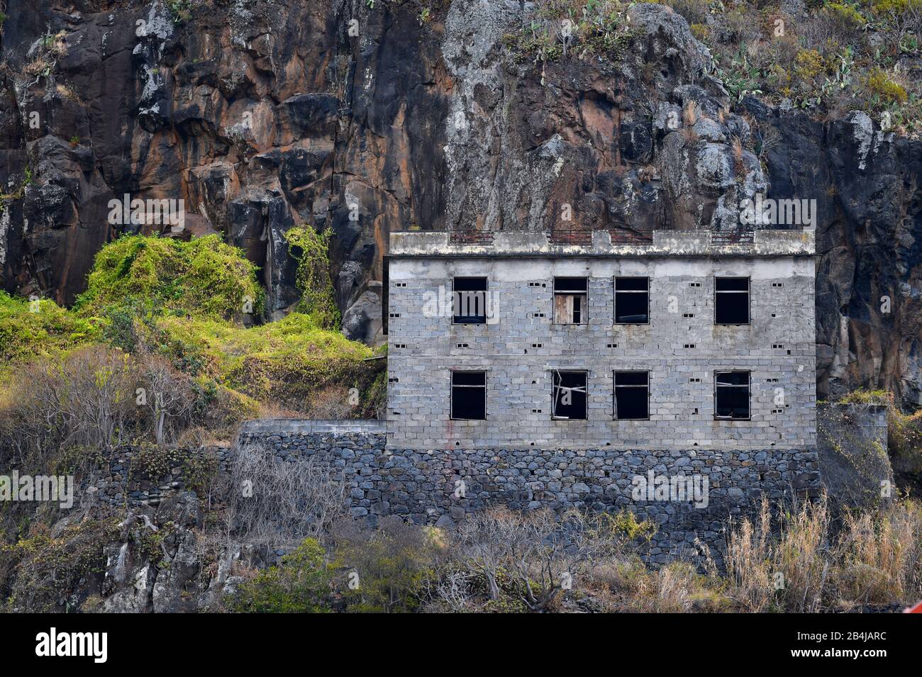 Building ruin, Ribeira Brava, Madeira Island, Portugal Stock Photo
