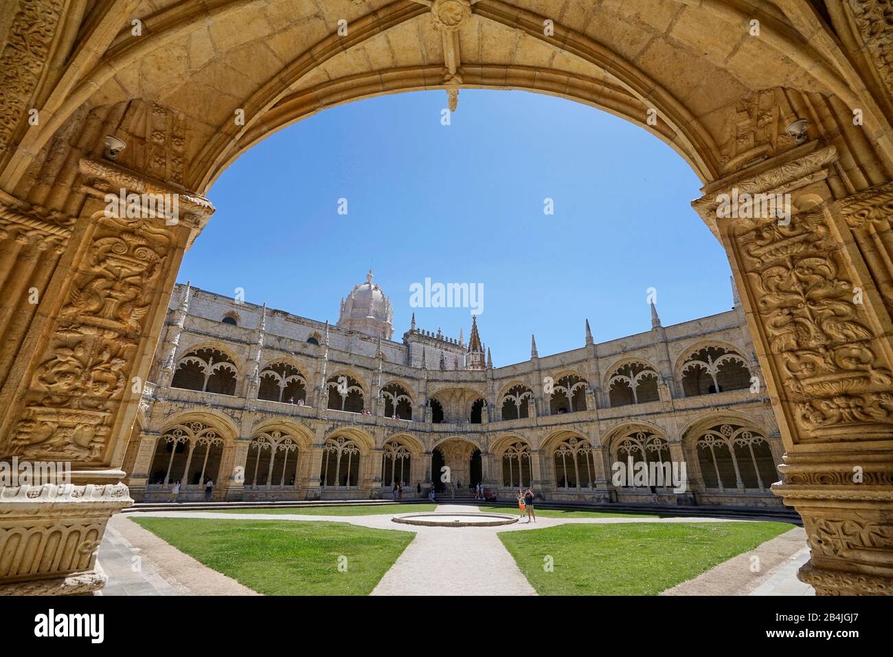 Europe, Portugal, Lisbon region, Lisbon, Jeronimos Monastery, courtyard, cloister, archway Stock Photo