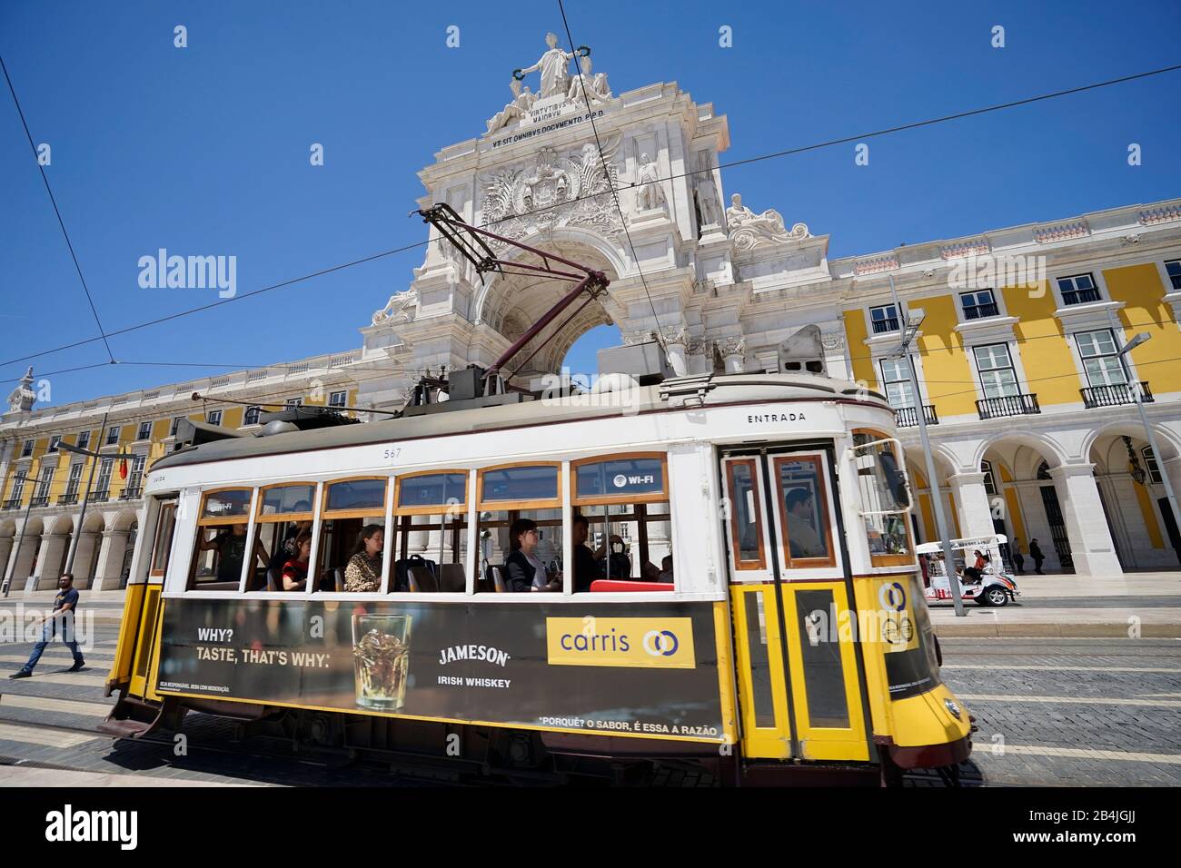 Europe, Portugal, Lisbon region, Lisbon, Baixa, Arc de Triomphe, Arco da Rua Augusta, Praca do Comercio, marketplace, tram Stock Photo