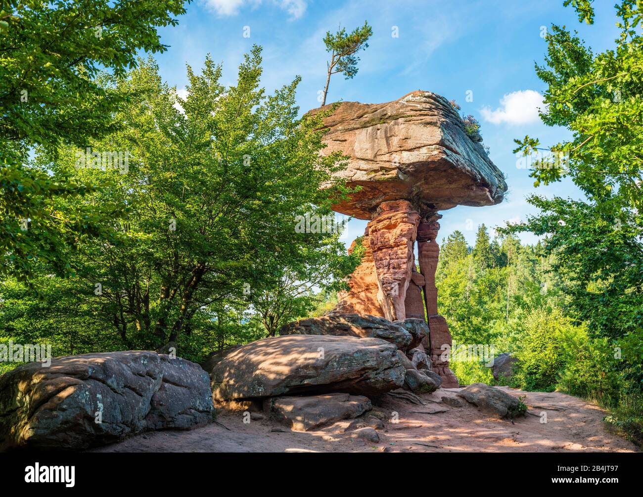 Devil's table at Hinterweidenthal im Wasgau, Palatinate highlands, natural wonders from Buntsandstein, created by erosion, south side Stock Photo