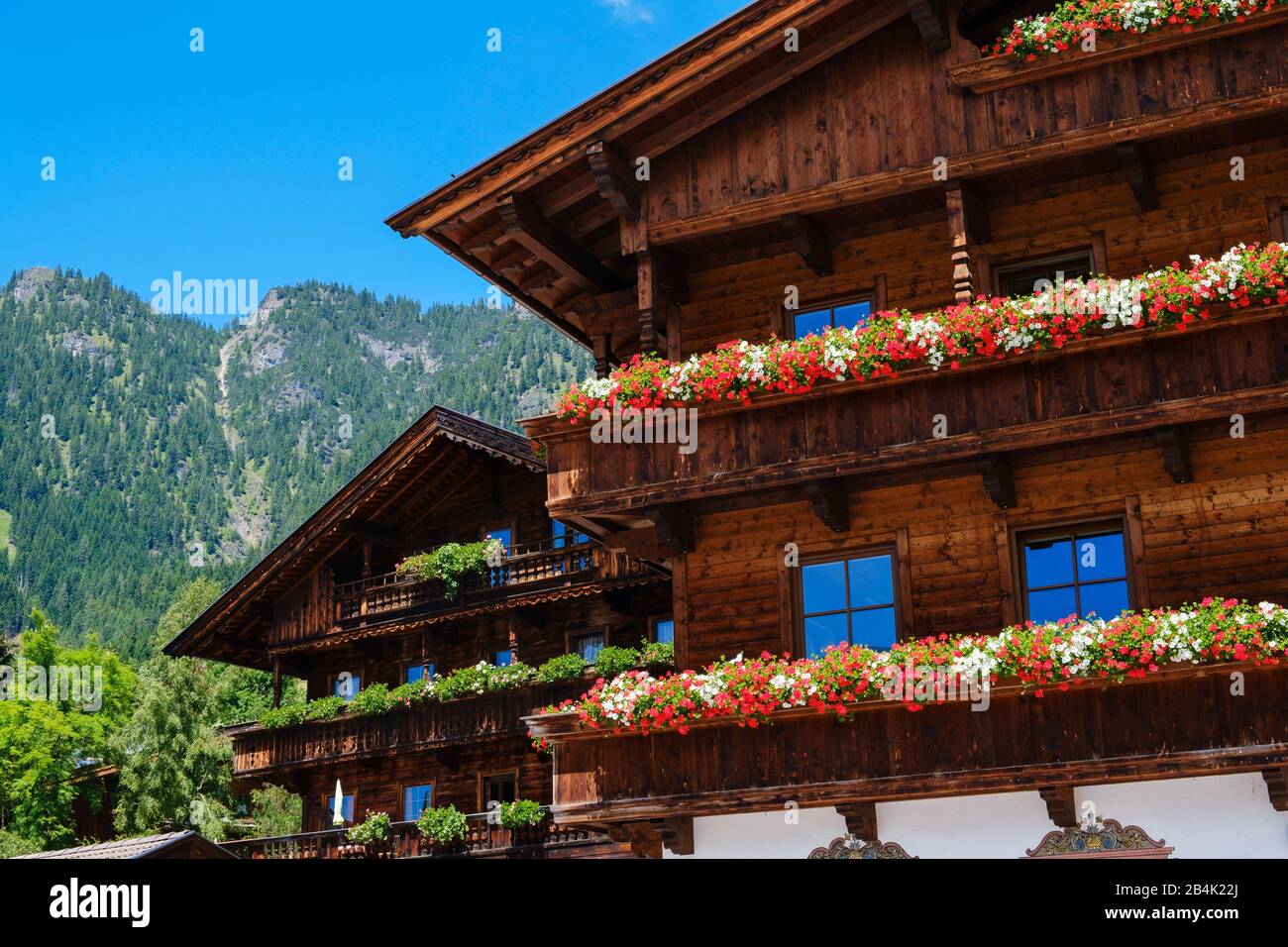 Wooden houses in Alpbach, Tyrol, Austria Stock Photo Alamy