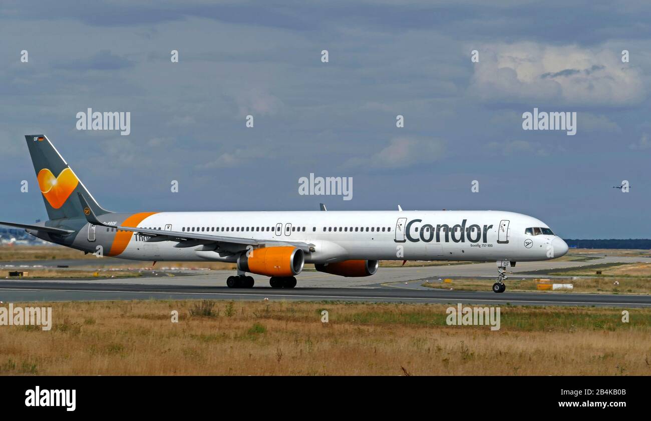 Frankfurt Airport Condor Boeing 767 330 Frankfurt Hesse Germany Stock Photo Alamy