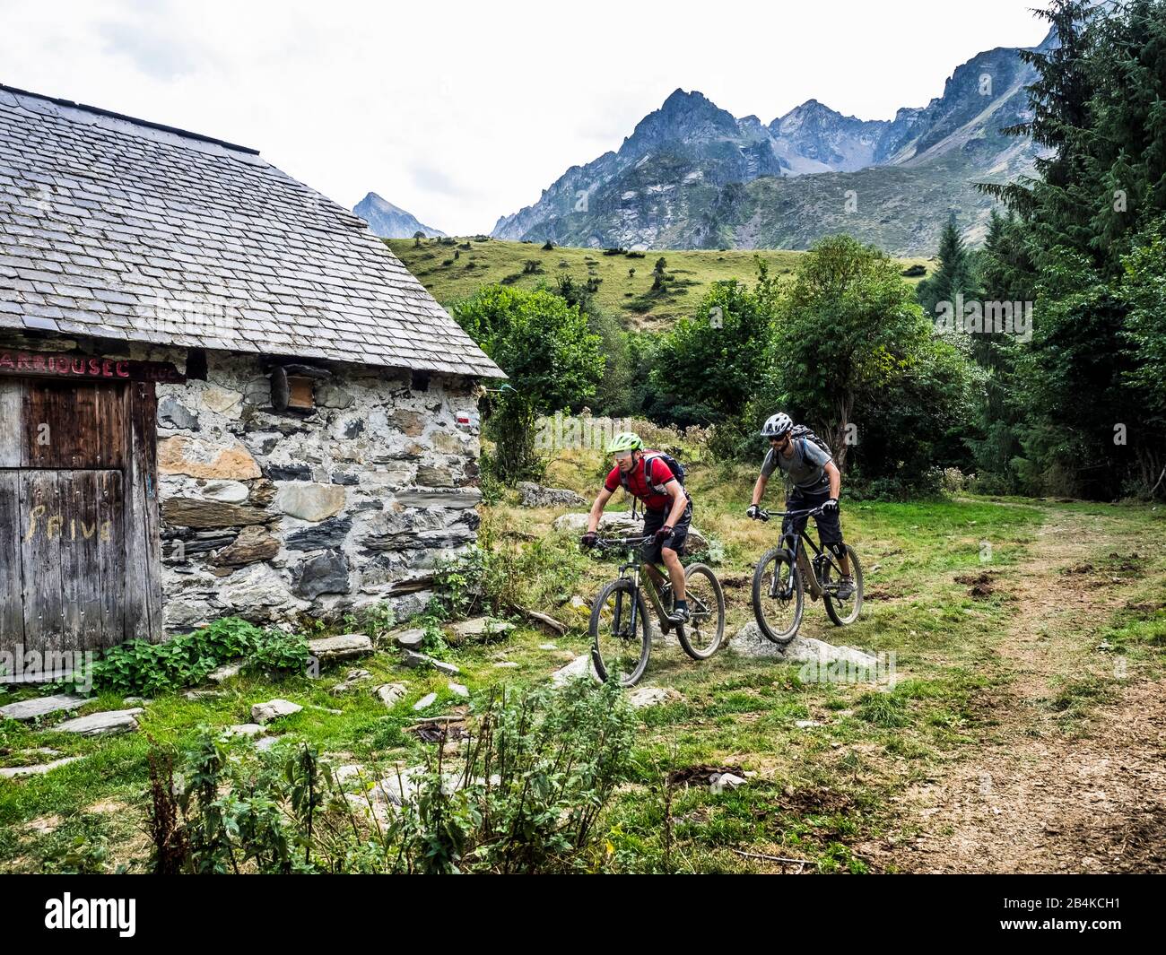 High pyrenees hi-res stock photography and images - Alamy