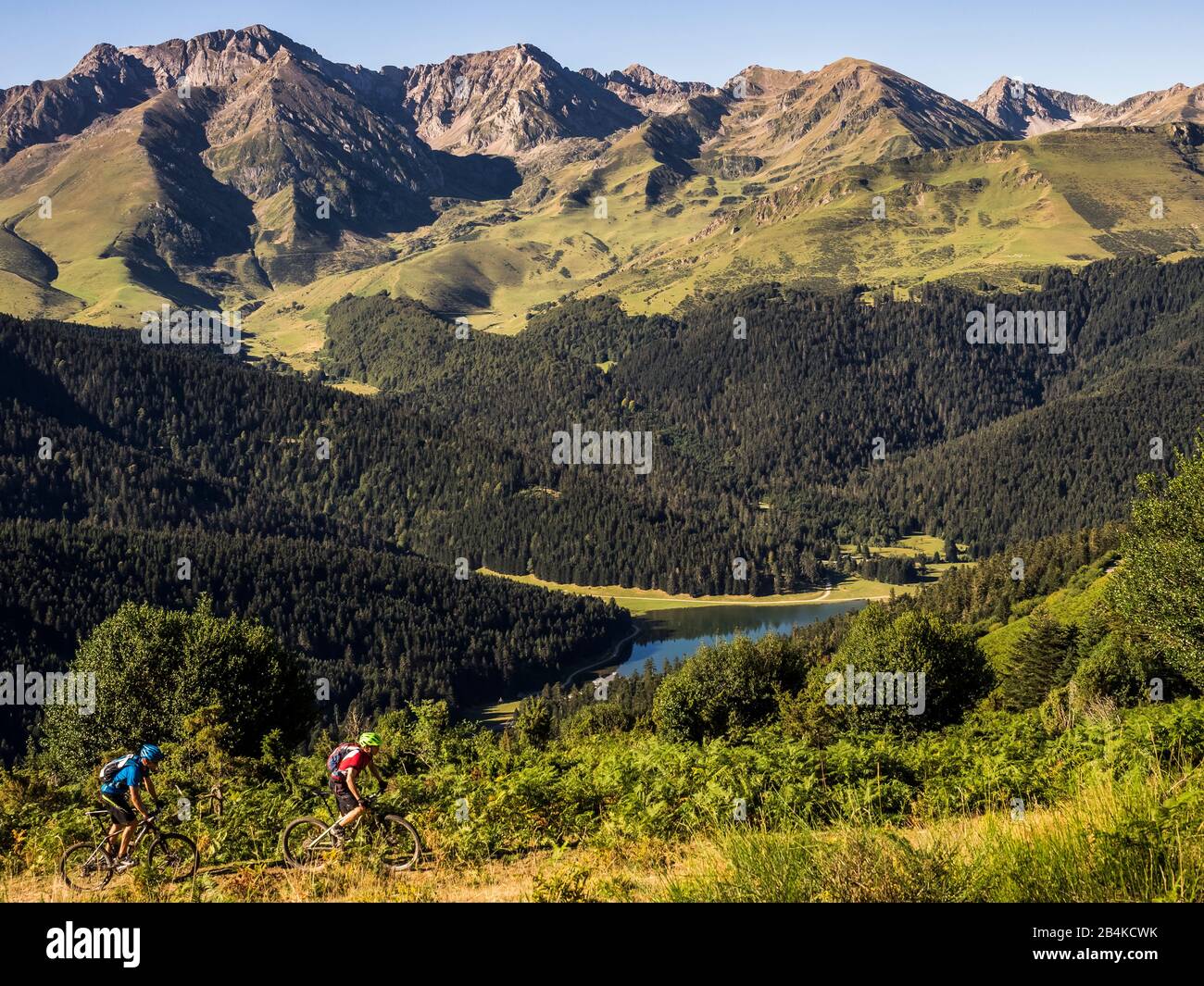 Mountain biking in the French High Pyrenees Stock Photo - Alamy