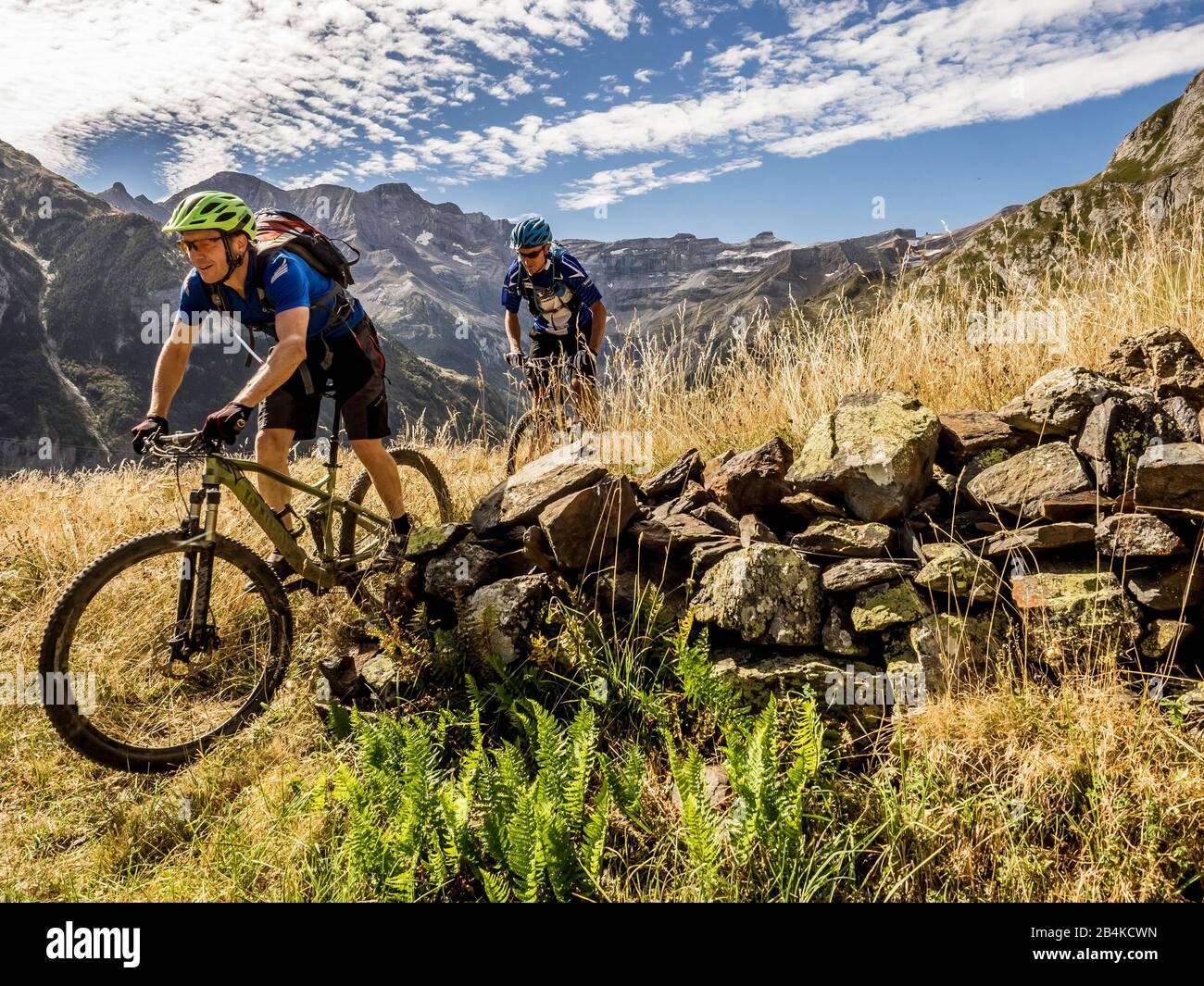Mountain biking in the French High Pyrenees Stock Photo - Alamy