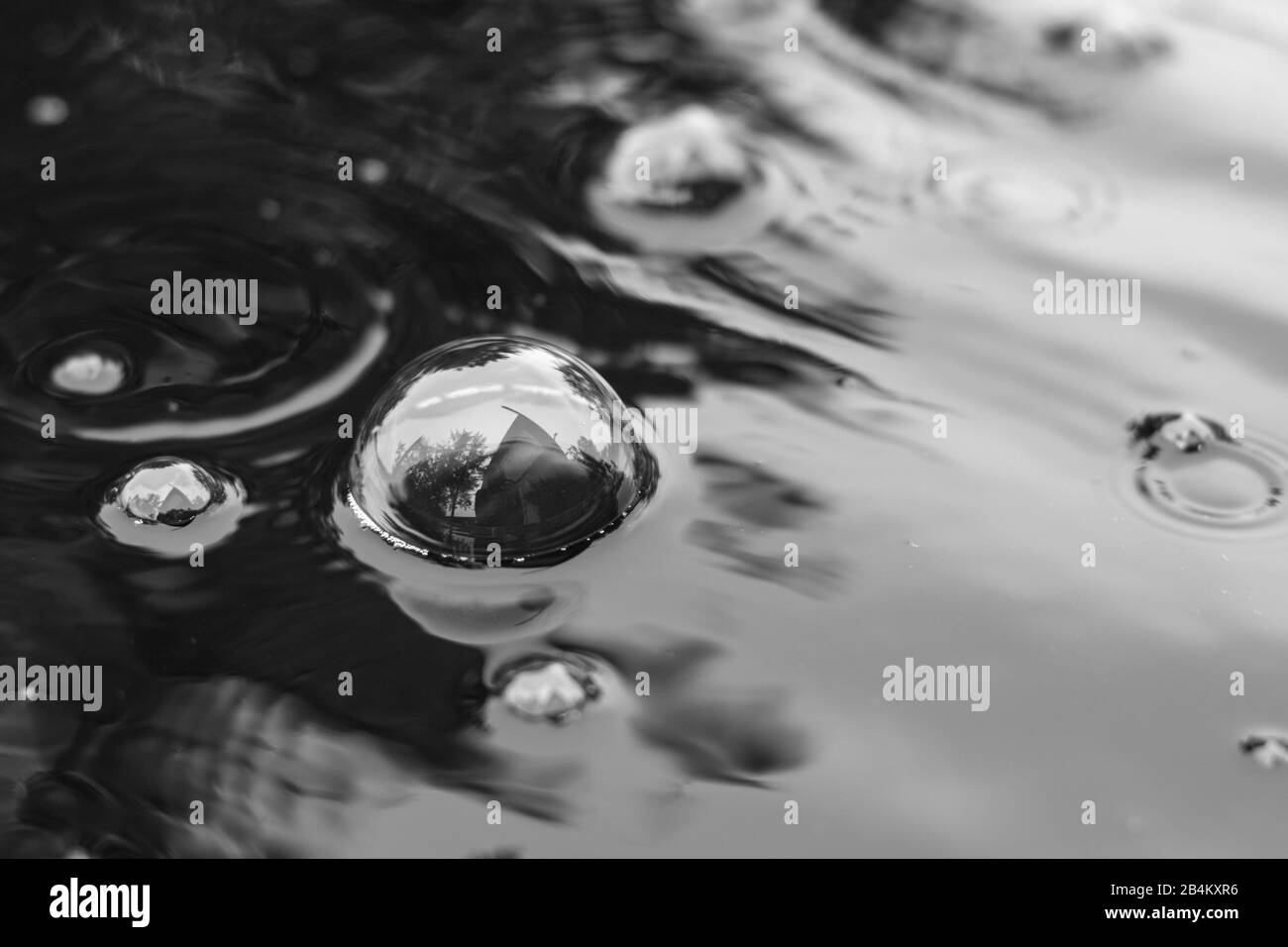 Bubble bubbles in the water Stock Photo Alamy