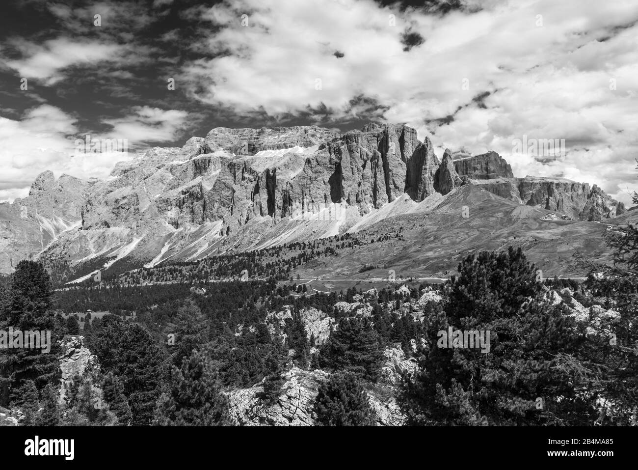 Italy, South Tyrol, Grödner Tal, Val Gardena, Sellajoch, view from the Steinerne Stadt climbing garden to the Sella massif Stock Photo