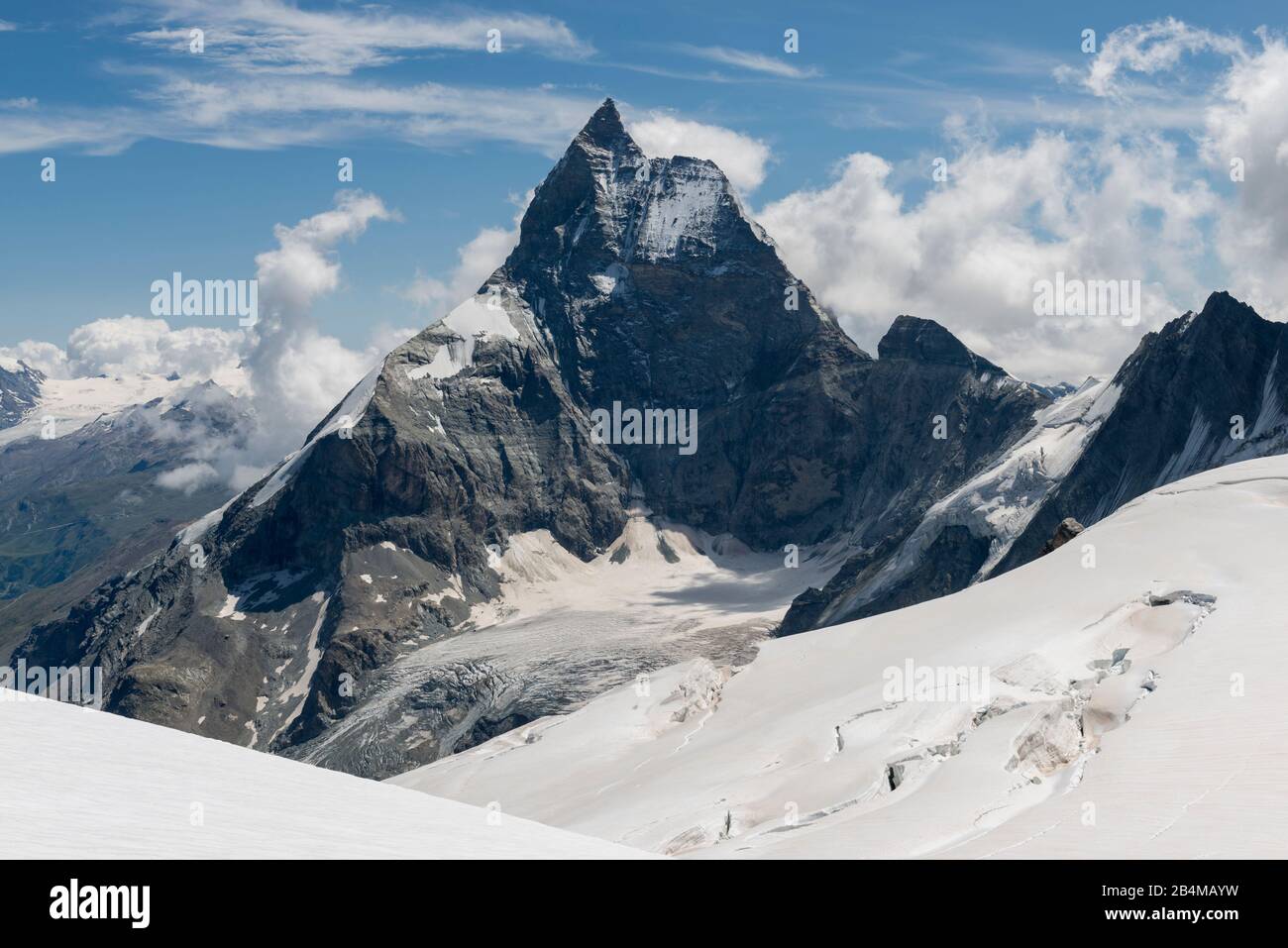 Switzerland, Valais, Haute Route Chamonix Zermatt, Stockji glacier with