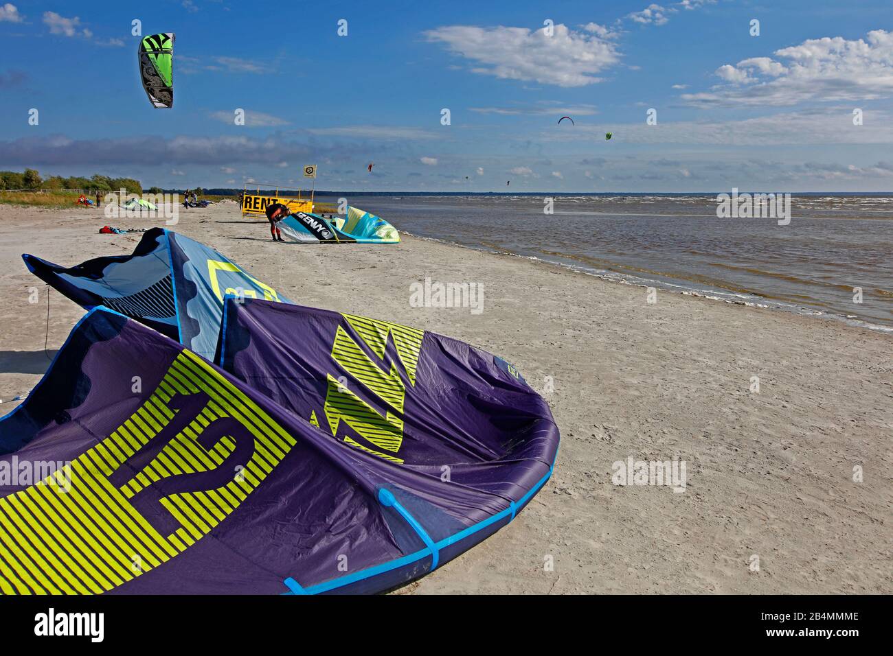 Baltic States, Estonia, Pärnu, kitesurfers on the beach Stock Photo