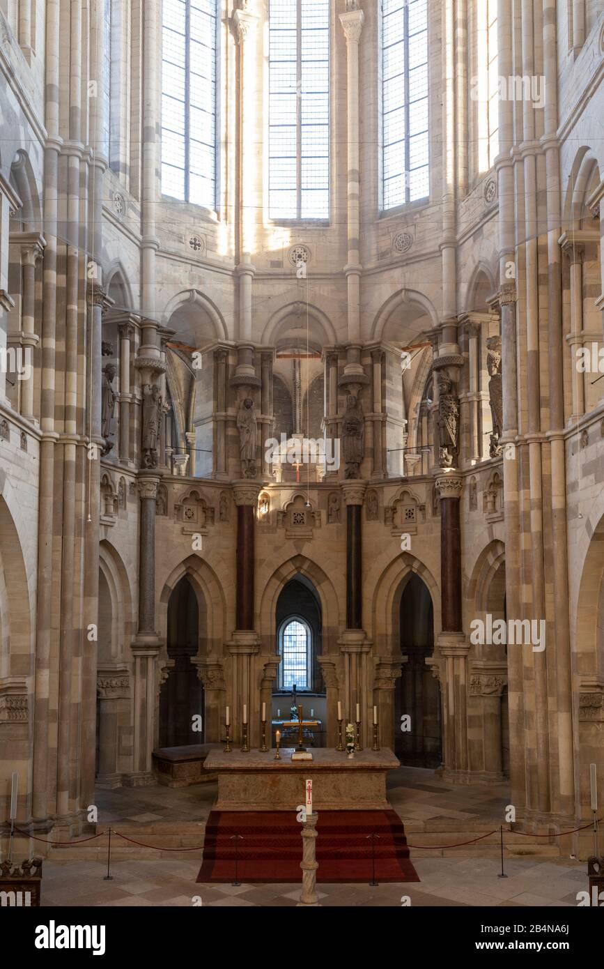 Deutschland, Sachsen-Anhalt, Magdeburg, Dom zu Magdeburg, Hoher Chor mit dem Hochaltar, Mamor, 1363 gestiftet. (1520 wurde der Dombau nach 311 Jahren Stock Photo