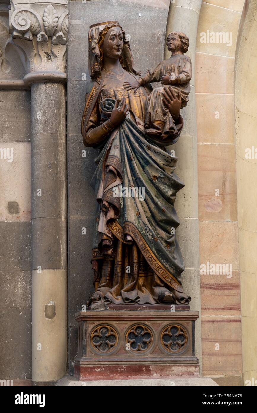 Deutschland, Sachsen-Anhalt, Magdeburg, Dom zu Magdeburg, Wundertätige Madonna, um 1300. (1520 wurde der Dombau nach 311 Jahren Bauzeit beendet.) Stock Photo