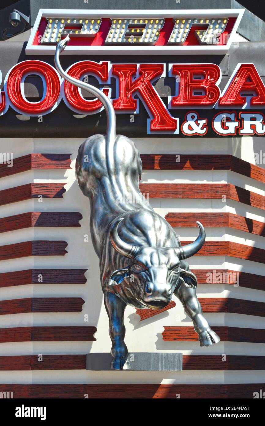 Las Vegas NV, USA 09-14-14 PBR Rock Bar at Planet Hollywood Resort & Casino has its icon on the Strip with its large metal bull Stock Photo