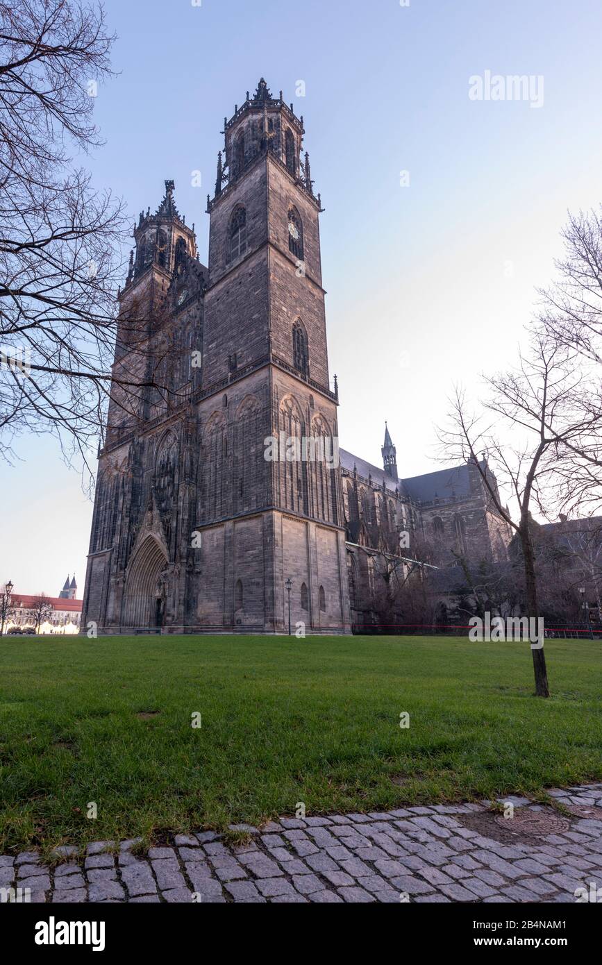 Deutschland, Sachsen-Anhalt, Magdeburg, Dom zu Magdeburg, Türme des Doms. (1520 wurde der Dombau nach 311 Jahren Bauzeit beendet.) Stock Photo