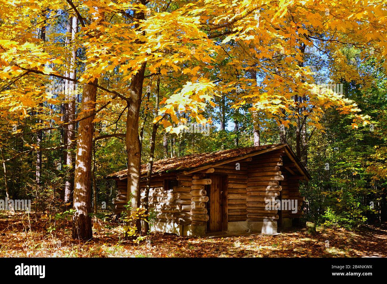 Wooden log house on the farm, Stouffville, Ontario, Canada Stock Photo