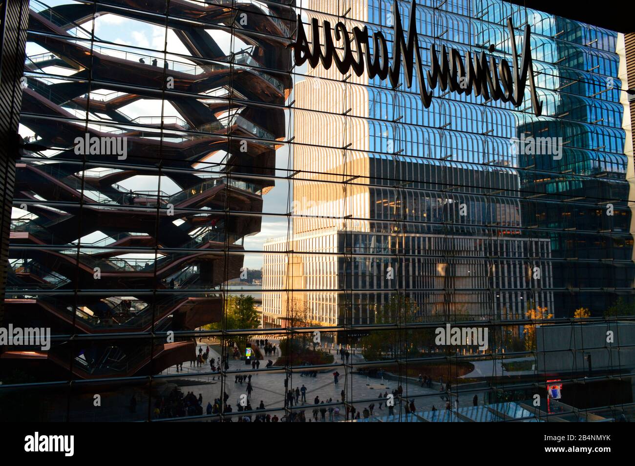 USA, New York City, Manhattan, Midtown, Hudson Yards, The Vessel, interactive artwork by Thomas Heatherwick and Heatherwick Studio Stock Photo