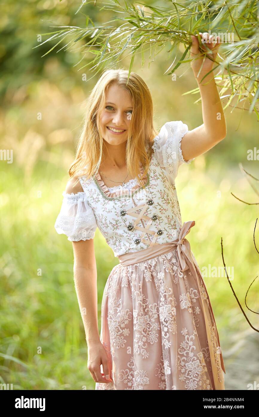 Trachtenmode High Resolution Stock Photography And Images Alamy