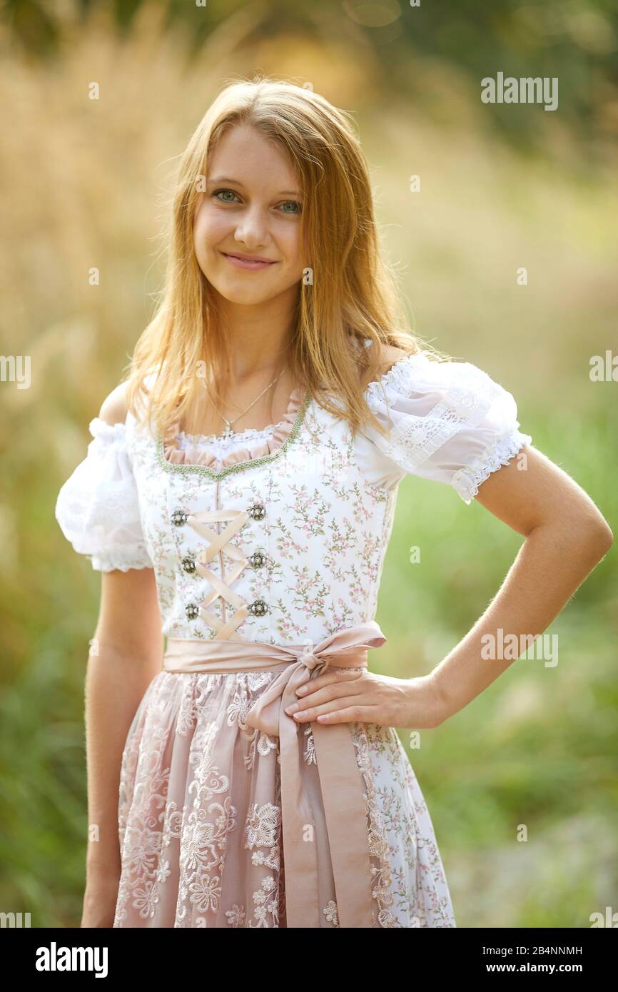 Trachtenmode High Resolution Stock Photography And Images Alamy