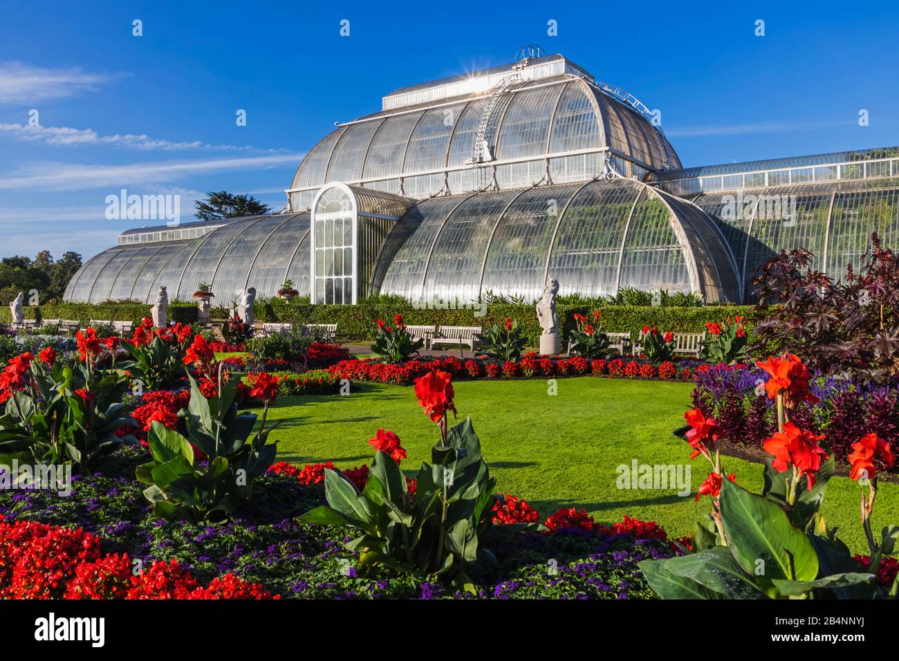 England, London, Richmond, Kew Gardens, The Palm House Stock Photo