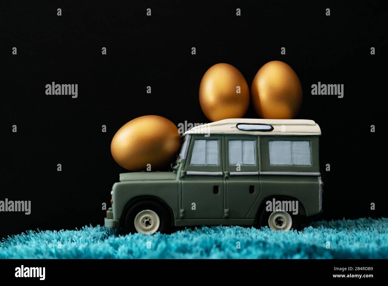 Golden Easter egg, happy Easter sunday hunt holiday decorations Stock Photo