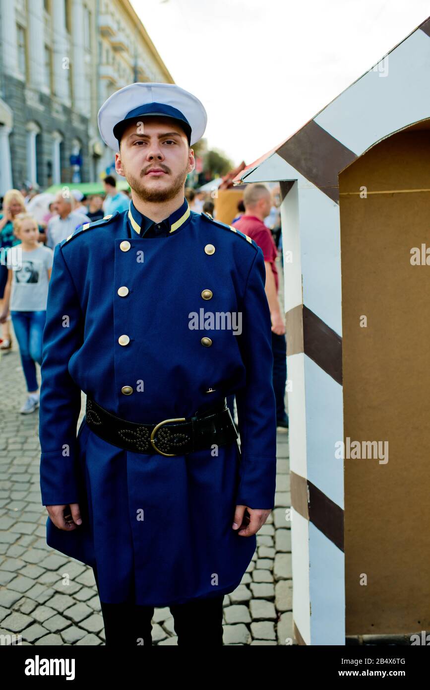 Blue military uniform hi-res stock photography and images - Alamy