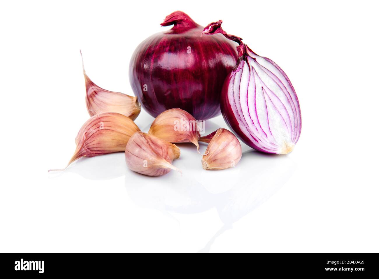 Red onion, garlic and half slice on white isolated background with ...